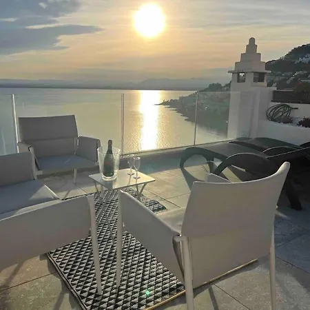 Piscine Vue Imprenable Sur La 3* 로지즈